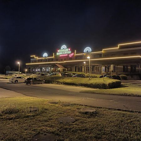 Casino&Hotel Eldorado Ceska Kubice Exterior foto